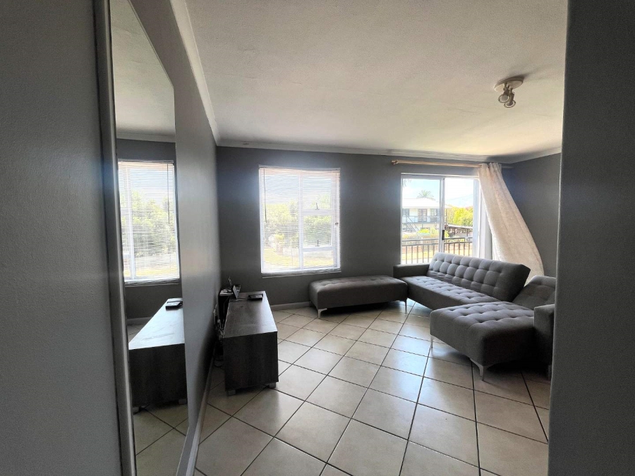1 Bedroom Property for Sale in Van Der Stel Western Cape